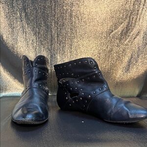 🖤✨No 704B Studded Black Leather Ankle Boots | Edgy + Statement Ready 👢⚡
